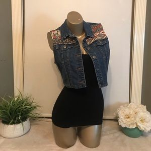 TRIBAL PRINT DENIM VEST